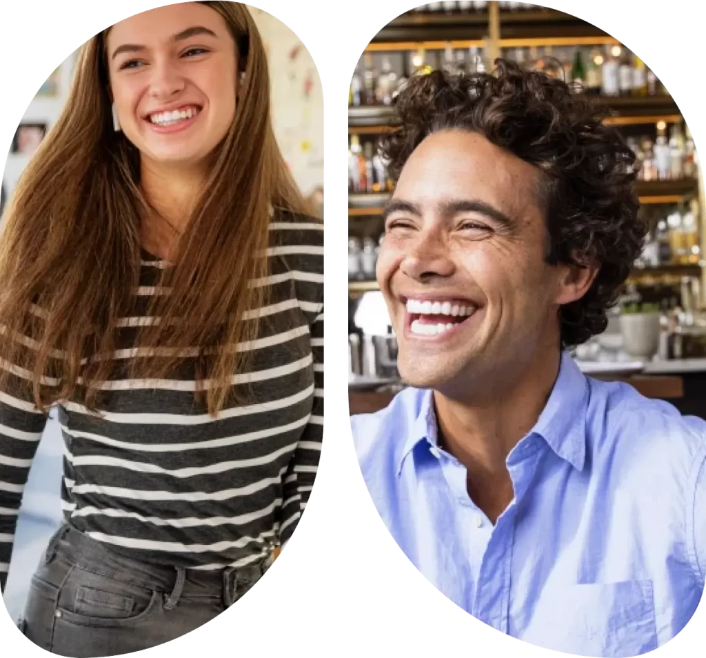 Invisalign Ortho Noord header foto, twee lachend mensen met Invisalign in